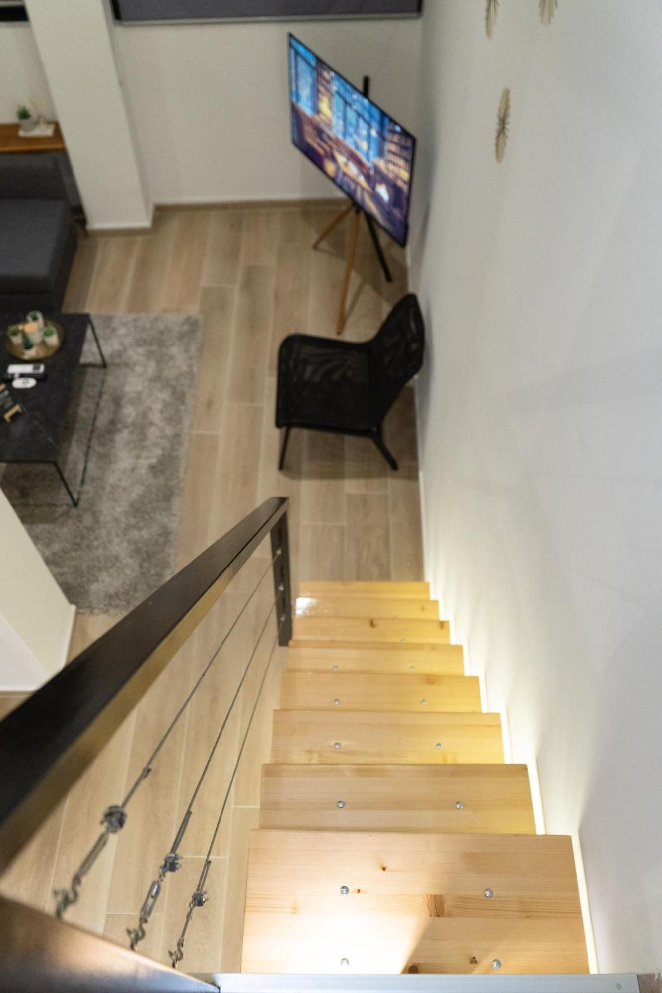 Cozyloft 2 Apartment Patras Exterior photo